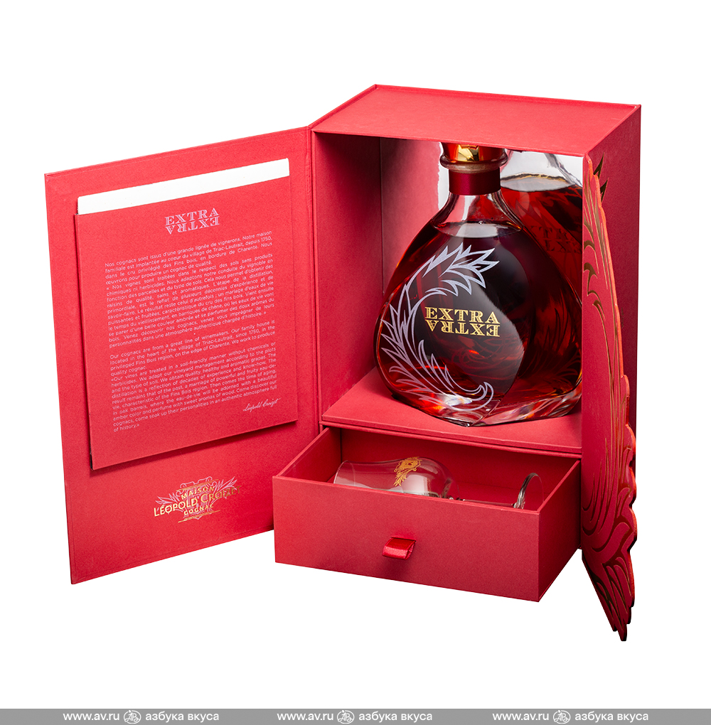 Изображение товара Коньяк Leopold Croizet Extra, 0.7 L, в п/у + бокал