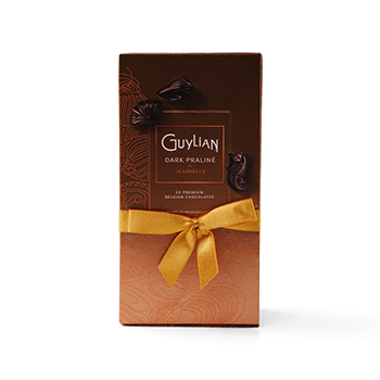 Изображение товара Шоколадные конфеты «Морские ракушки» из горького шоколада с начинкой пралине, Guylian, 225 г, Бельгия