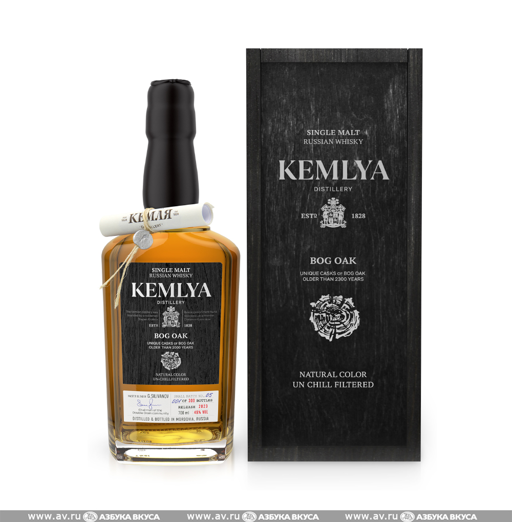 Изображение товара Российский односолодовый виски Kemlya Single Malt Bog Oak 49% 0.7 Л Изображение товара Российский односолодовый виски Kemlya Single Malt Bog Oak 49% 0.7 Л