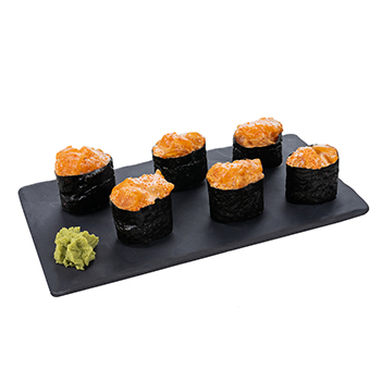 Изображение товара Суши спайси с лососем, 6 шт., 236 г, Россия