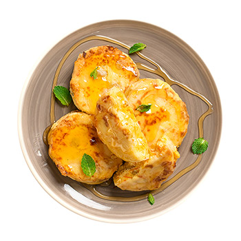 Изображение товара Сырники с морковью и изюмом «Уже готово», 4 шт в наборе, 300 г, Россия